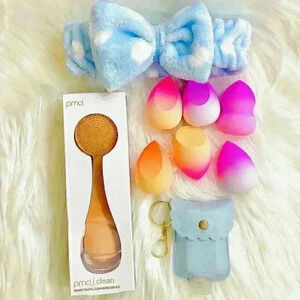 PMD BEAUTY Smart Facial Cleansing Device Bundle